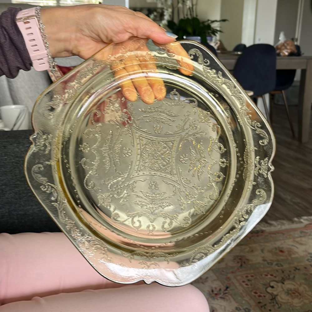 Vintage Gold plate cake dinner